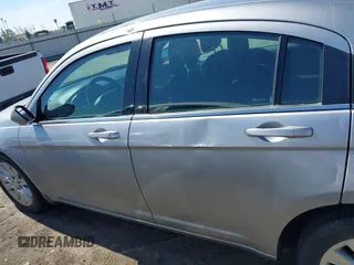 2014 Chrysler 200 LX z VIN 1C3CCBAB3EN231263, wystawiony jako IAAI lot #41858333 z przebiegiem 63 100 mil mil oraz . Historia ofert i sprzedaży dostępna na DreamBid. Obrazek 14.