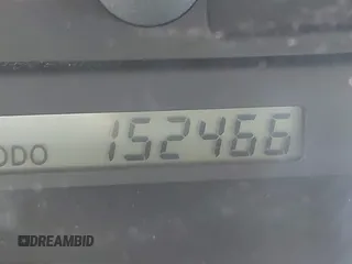 2004 Toyota Camry LE z VIN JTDBE32K140260522, wystawiony jako IAAI lot #42476400 z przebiegiem 152 466 mil mil oraz . Historia ofert i sprzedaży dostępna na DreamBid. Obrazek 7.