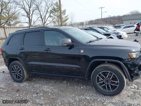 2019 Jeep Grand Cherokee Trailhawk with VIN 1C4RJFLTXKC696820, listed as a IAAI auction lot 41443851 with 50,848 mi miles. Bid and sale history available at carsss.com. Image 14.