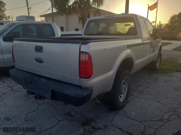 2010 Ford Super Duty F-250 SRW XL with VIN 1FTSX2B51AEA77375, listed as a Copart auction lot 44066945 with 128,913 mi miles and Clean Title. Bid and sale history available at carsss.com. Image 4.