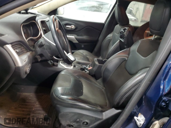 2018 Jeep Cherokee Latitude Plus z VIN 1C4PJMLXXJD547864, wystawiony jako Copart lot #59719005 z przebiegiem 113 160 mil mil oraz Szkoda całkowita • Salvage title. Historia ofert i sprzedaży dostępna na DreamBid. Obrazek 7.