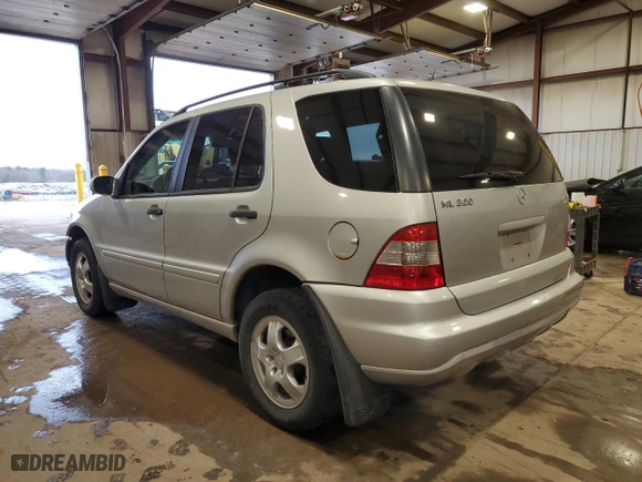 2002 Mercedes-Benz M-Class with VIN 4JGAB54E22A309625, listed as a Copart auction lot 51300405 with 90,227 mi miles and Salvage Title. Bid and sale history available at carsss.com. Image 2.