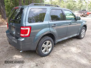 2012 Ford Escape XLT z VIN 1FMCU9DG9CKC73956, wystawiony jako IAAI lot #42812731 z przebiegiem 138 403 mil mil oraz . Historia ofert i sprzedaży dostępna na DreamBid. Obrazek 4.