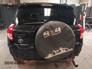 2007 Toyota RAV4 Sport with VIN JTMBK32V276014731, listed as a IAAI auction lot 42018864 with 239,660 mi miles. Bid and sale history available at carsss.com. Image 16.