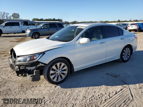 2014 Honda Accord Sedan EX-L with VIN 1HGCR2F8XEA261831, listed as a Copart auction lot 82608244 with 230,404 mi miles and Salvage Title. Bid and sale history available at carsss.com. Image 1.
