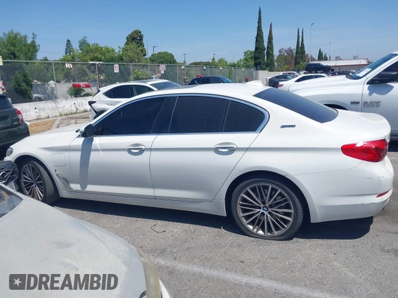 2018 BMW 5 Series 530e with VIN WBAJA9C58JB252868, listed as a IAAI auction lot 42323949 with 100,530 mi miles and . Bid and sale history available at DreamBid. Image 14.