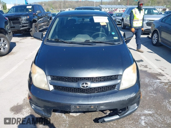 2006 Scion xA with VIN JTKKT624760147193, listed as a IAAI auction lot 42016574 with 245,067 mi miles. Bid and sale history available at carsss.com. Image 12.