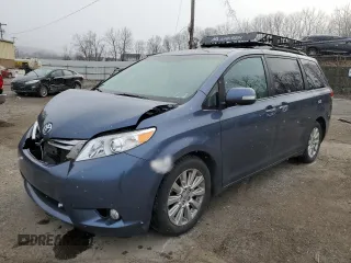2013 Toyota Sienna XLE with VIN 5TDDK3DC5DS056097, listed as a Copart auction lot 89021805 with Not Provided miles and Salvage Title. Bid and sale history available at carsss.com. Image 1.
