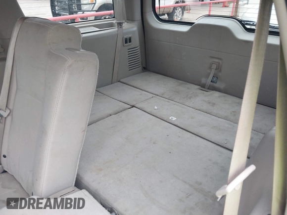 2008 Ford Expedition SSV with VIN 1FMFU15588LA14064, listed as a IAAI auction lot 42385906 with 182,031 mi miles and . Bid and sale history available at DreamBid. Image 12.