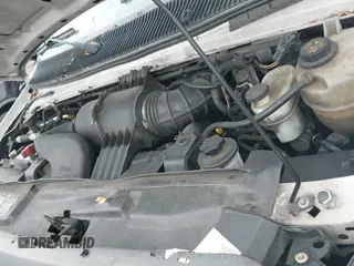 2012 Ford Econoline Cargo Super Duty Commercial с VIN 1FTSE3EL2CDA52905, выставлен на аукционе IAAI как лот 41515331 с пробегом 143 857 миль миль и . История ставок и продаж доступна на DreamBid. Изображение 19.