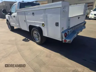 2022 Ford F-350 with VIN 1FDRF3E67NEC97018, listed as a Copart auction lot 41948425 with 60,422 mi miles and Salvage title. Bid and sale history available at DreamBid. Image 3.