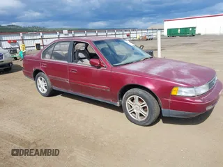 1993 Nissan Maxima z VIN JN1HJ01F9PT114562, wystawiony jako IAAI lot #42314385 z przebiegiem 285 244 mil mil oraz . Historia ofert i sprzedaży dostępna na DreamBid. Obrazek 1.