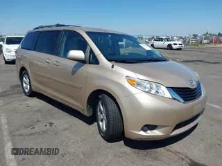 2011 Toyota Sienna LE AAS with VIN 5TDKK3DC9BS169457, listed as a IAAI auction lot 42749545 with 121,500 mi miles and . Bid and sale history available at DreamBid. Image 1.