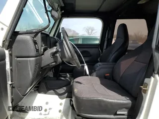 2002 Jeep Wrangler X with VIN 1J4FA39S72P759469, listed as a Copart auction lot 49701165 with 132,790 mi miles and Clean Title. Bid and sale history available at carsss.com. Image 7.