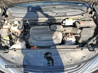2018 Chrysler Pacifica Hybrid Limited with VIN 2C4RC1N7XJR230386, listed as a Copart auction lot 47252655 with 99,109 mi miles and Salvage title. Bid and sale history available at DreamBid. Image 14.
