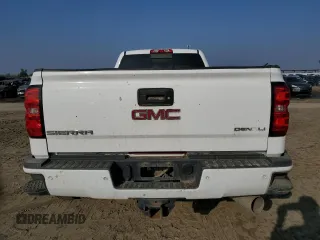 2015 GMC Sierra 3500HD Denali z VIN 1GT424E81FF659731, wystawiony jako Copart lot #83586924 z przebiegiem 182 534 mil mil oraz Szkoda całkowita • Salvage title. Historia ofert i sprzedaży dostępna na DreamBid. Obrazek 6.