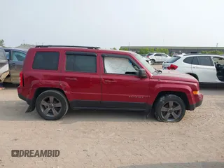 2014 Jeep Patriot High Altitude с VIN 1C4NJPFA9ED731778, выставлен на аукционе IAAI как лот 42379908 с пробегом 98 268 миль миль и . История ставок и продаж доступна на DreamBid. Изображение 13.
