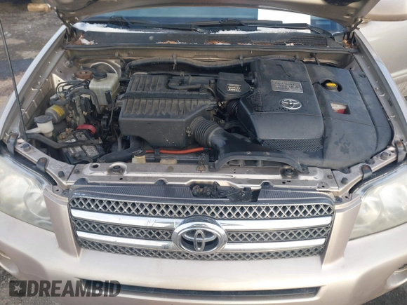 2007 Toyota Highlander Hybrid with VIN JTEGW21A370018109, listed as a IAAI auction lot 41410286 with 261,927 mi miles. Bid and sale history available at carsss.com. Image 10.