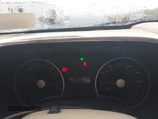 2006 Ford Explorer XLT z VIN 1FMEU73E96UA64187, wystawiony jako IAAI lot #42241828 z przebiegiem 157 792 mil mil oraz . Historia ofert i sprzedaży dostępna na DreamBid. Obrazek 7.