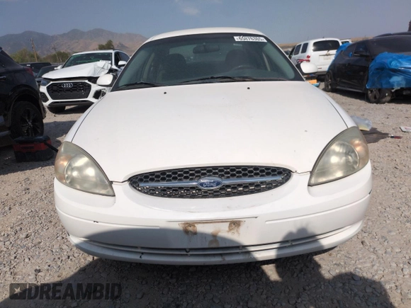 2000 Ford Taurus SE with VIN 1FAFP53U8YA106614, listed as a Copart auction lot 65076365 with 76,831 mi miles and Clean title. Bid and sale history available at DreamBid. Image 5.