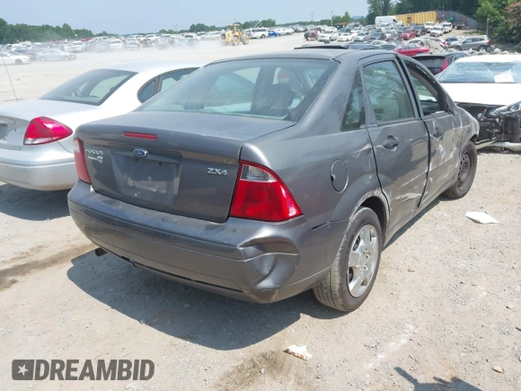 2005 Ford Focus S с VIN 1FAFP34N35W180596, выставлен на аукционе IAAI как лот 42569508 с пробегом 176 810 миль миль и . История ставок и продаж доступна на DreamBid. Изображение 4.