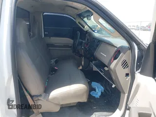 2008 Ford F-250 XL with VIN 1FTNF20548ED30900, listed as a IAAI auction lot 42695432 with Not provided miles and . Bid and sale history available at DreamBid. Image 5.