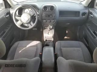 2015 Jeep Patriot Sport with VIN 1C4NJPBB5FD398639, listed as a Copart auction lot 47272375 with 175,451 mi miles and Salvage Title. Bid and sale history available at carsss.com. Image 8.