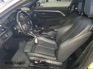 2019 BMW 4 Series 440i z VIN WBA4W7C58KAG53074, wystawiony jako Copart lot #54901475 z przebiegiem 56 521 mil mil oraz Szkoda całkowita • Salvage title. Historia ofert i sprzedaży dostępna na DreamBid. Obrazek 7.