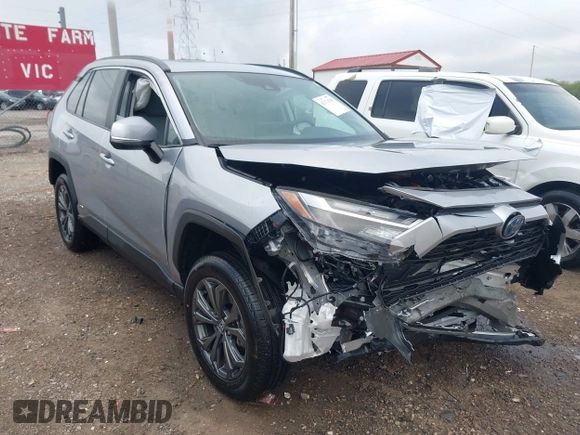 2024 Toyota RAV4 Hybrid XLE Premium z VIN 4T3B6RFV2RU151316, wystawiony jako IAAI lot #42171500 z przebiegiem 4 801 mil mil oraz . Historia ofert i sprzedaży dostępna na DreamBid. Obrazek 6.