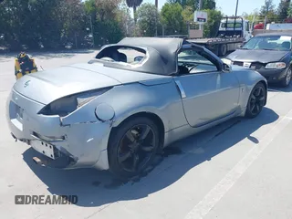 2006 Nissan 350Z Touring with VIN JN1AZ36A06M452739, listed as a IAAI auction lot 42190928 with Not Provided miles and . Bid and sale history available at DreamBid. Image 4.