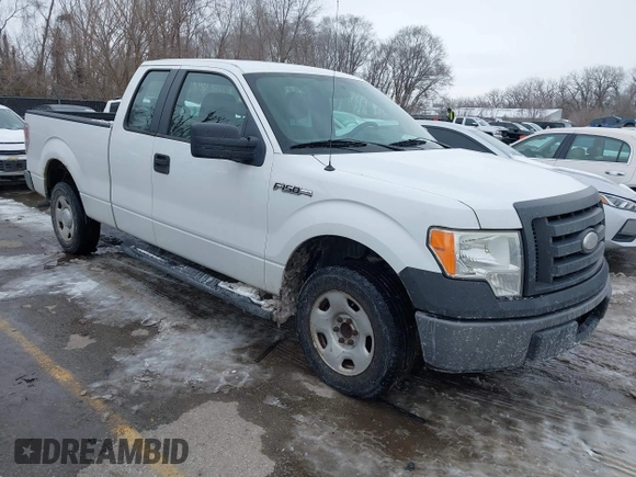 2009 Ford F-150 STX with VIN 1FTRX12W19KB23964, listed as a IAAI auction lot 41550002 with 278,228 mi miles. Bid and sale history available at carsss.com. Image 1.
