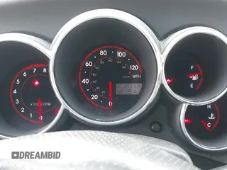 2005 Pontiac Vibe z VIN 5Y2SL638X5Z418640, wystawiony jako IAAI lot #41647772 z przebiegiem 253 109 mil mil oraz . Historia ofert i sprzedaży dostępna na DreamBid. Obrazek 7.