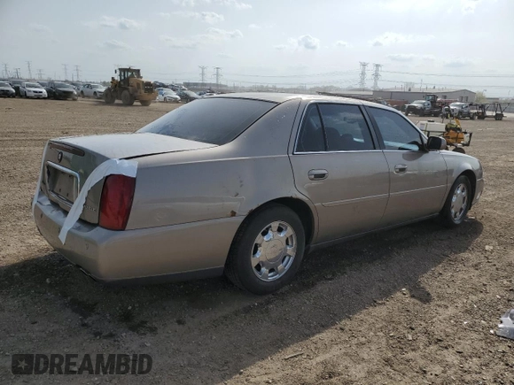 2001 Cadillac DeVille z VIN 1G6KD54YX1U242656, wystawiony jako Copart lot #54566105 z przebiegiem 200 016 mil mil oraz Szkoda całkowita • Salvage title. Historia ofert i sprzedaży dostępna na DreamBid. Obrazek 3.