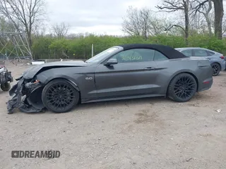 2019 Ford Mustang GT Premium с VIN 1FATP8FF1K5171791, выставлен на аукционе IAAI как лот 42043130 с пробегом 51 930 миль миль и . История ставок и продаж доступна на DreamBid. Изображение 14.