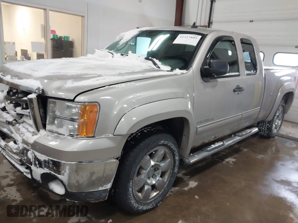 2009 GMC Sierra 1500 SLE with VIN 2GTEK29J291113067, listed as a IAAI auction lot 41327805 with 196,055 mi miles. Bid and sale history available at carsss.com. Image 17.