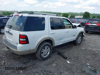 2006 Ford Explorer Eddie Bauer с VIN 1FMEU74E06UA86609, выставлен на аукционе IAAI как лот 42393808 с пробегом Не указан миль и . История ставок и продаж доступна на DreamBid. Изображение 4.