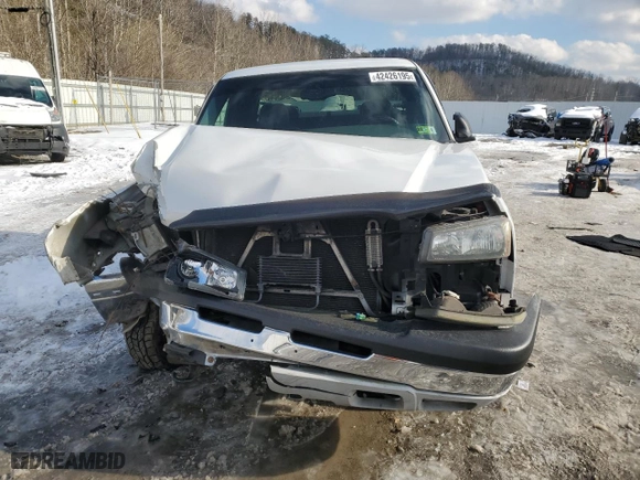 2004 Chevrolet Silverado 1500 LS with VIN 2GCEK19T841190272, listed as a Copart auction lot 42426195 with 86,549 mi miles and Salvage Title. Bid and sale history available at carsss.com. Image 5.