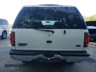 2002 Ford Expedition XLT с VIN 1FMRU15W52LA94288, выставлен на аукционе Copart как лот 52745335 с пробегом 219 734 миль миль и Списание • Salvage title. История ставок и продаж доступна на DreamBid. Изображение 6.