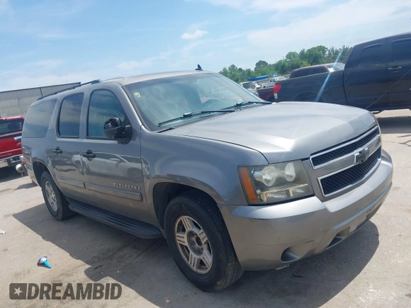 2007 Chevrolet Suburban LTZ with VIN 3GNFC16047G302161, listed as a IAAI auction lot 42053997 with 173,922 mi miles. Bid and sale history available at carsss.com. Image 1.