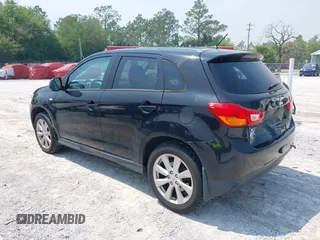 2015 Mitsubishi Outlander Sport ES with VIN 4A4AR3AUXFE042077, listed as a IAAI auction lot 42001461 with 157,545 mi miles. Bid and sale history available at carsss.com. Image 3.
