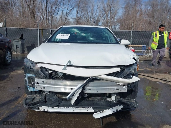 2021 Toyota Camry SE Nightshade with VIN 4T1G11AK4MU487974, listed as a IAAI auction lot 41490576 with 79,010 mi miles. Bid and sale history available at carsss.com. Image 13.