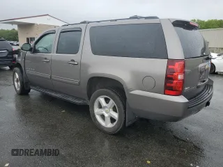 2011 Chevrolet Suburban LT z VIN 1GNSKJE39BR161772, wystawiony jako Copart lot #57075955 z przebiegiem Nie podano mil oraz Czysty tytuł • Clean title. Historia ofert i sprzedaży dostępna na DreamBid. Obrazek 2.