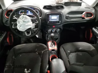 2016 Jeep Renegade Trailhawk with VIN ZACCJBCT2GPC61761, listed as a Copart auction lot 45637815 with 100,055 mi miles and Salvage title. Bid and sale history available at DreamBid. Image 8.