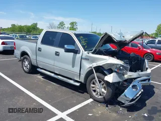 2006 Ford F-150 XLT with VIN 1FTPW12566FA06015, listed as a IAAI auction lot 41997485 with 178,828 mi miles. Bid and sale history available at carsss.com. Image 1.