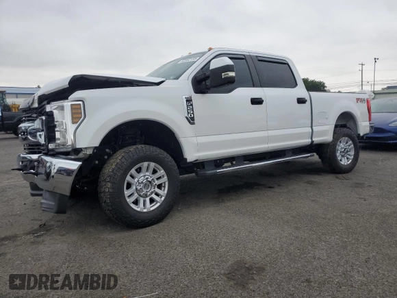 2018 Ford F-250 XL with VIN 1FT7W2B68JED04577, listed as a Copart auction lot 62562155 with 80,457 mi miles and Salvage title. Bid and sale history available at DreamBid. Image 1.