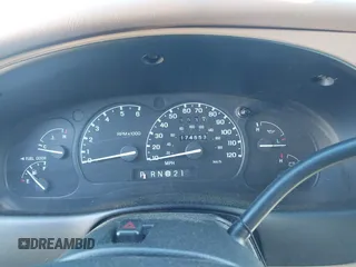 1998 Ford Explorer XLT с VIN 1FMZU32P2WZB67175, выставлен на аукционе IAAI как лот 41888675 с пробегом 188 541 миль миль и . История ставок и продаж доступна на DreamBid. Изображение 7.