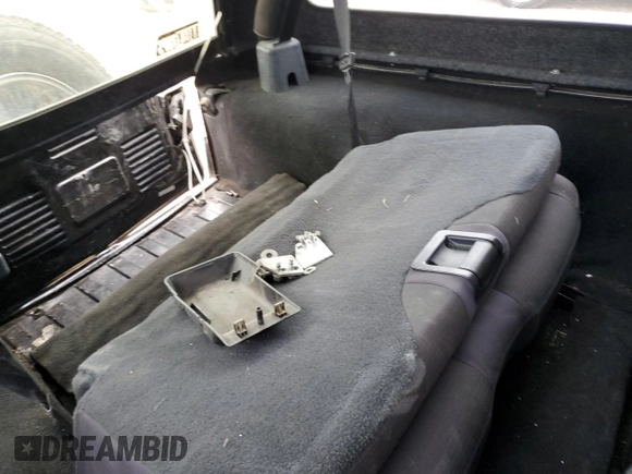 2006 Jeep Wrangler Unlimited LWB with VIN 1J4FA44S96P765356, listed as a Copart auction lot 45302355 with 109,932 mi miles and Salvage Title. Bid and sale history available at carsss.com. Image 10.