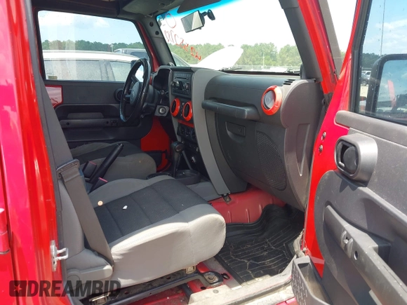 2007 Jeep Wrangler Unlimited X with VIN 1J4GA39107L187817, listed as a IAAI auction lot 42552732 with 149,702 mi miles and . Bid and sale history available at DreamBid. Image 5.
