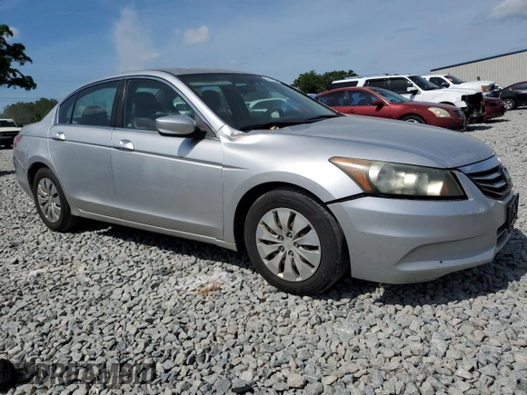 2011 Honda Accord LX z VIN 1HGCP2F37BA008231, wystawiony jako Copart lot #55414505 z przebiegiem 180 225 mil mil oraz Szkoda całkowita • Salvage title. Historia ofert i sprzedaży dostępna na DreamBid. Obrazek 4.