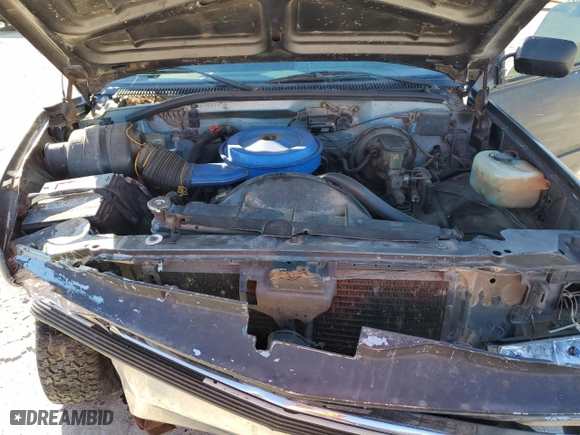 1989 Chevrolet C/K 1500 with VIN 1GCDC14K9KZ260812, listed as a Copart auction lot 47553475 with 340,196 mi miles and Salvage Title. Bid and sale history available at carsss.com. Image 12.
